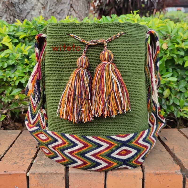 MOCHILA WAYUU VERDE MILITAR 2